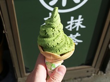 抹茶ソフト(成田山表参道)