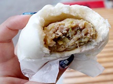 肉まん(巣鴨地蔵通商店街)